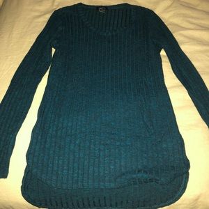 Long sleeve sweater